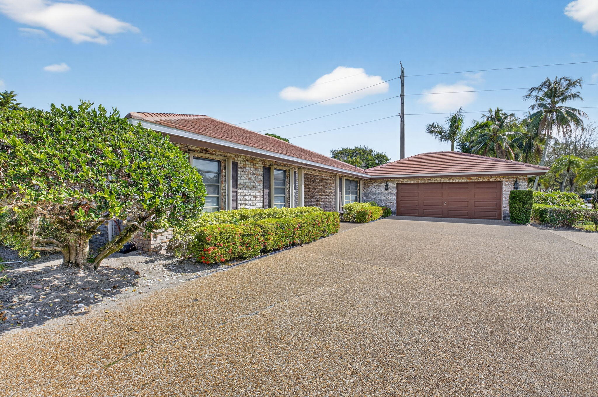 2101 NW 25th Street