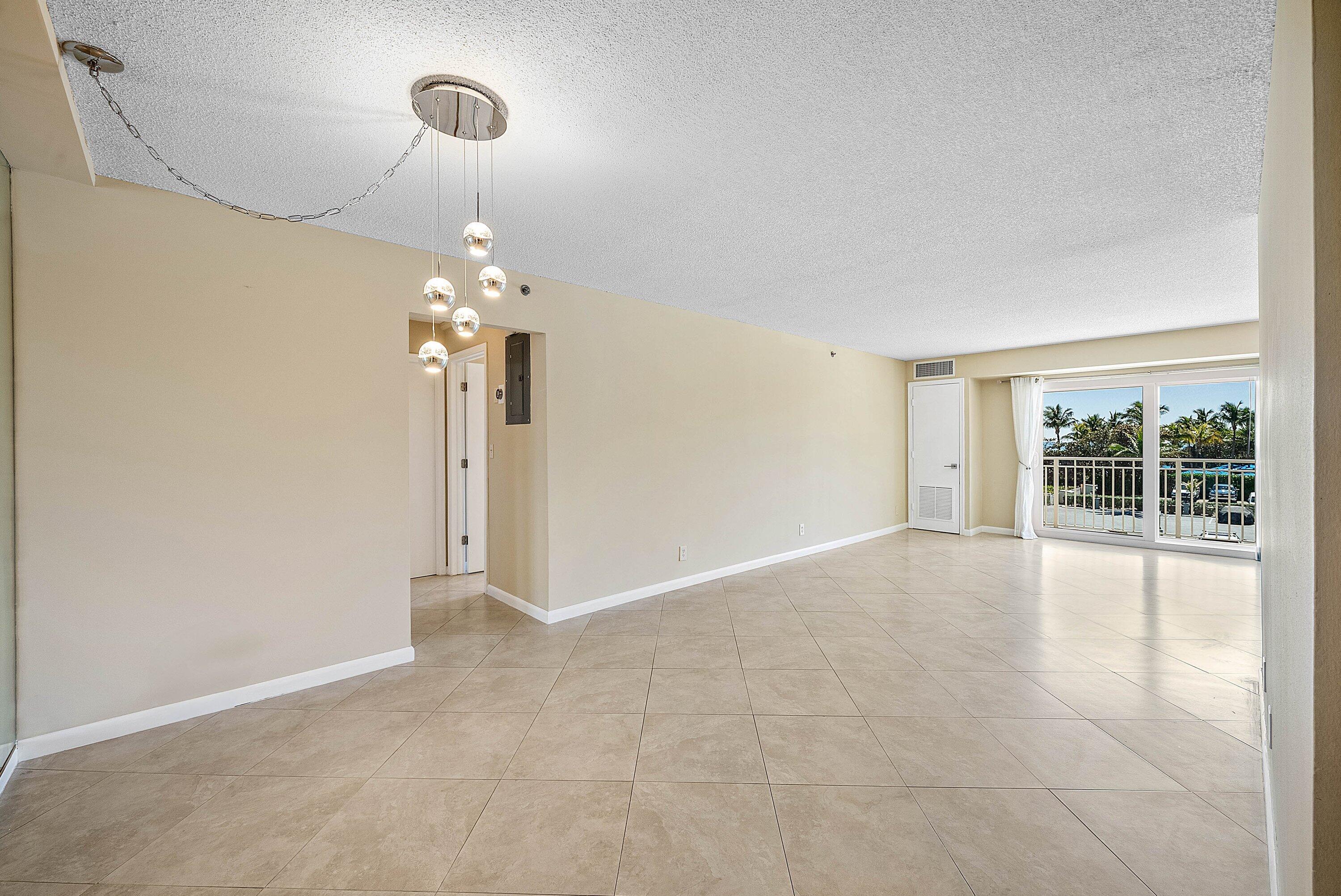 3301 S Ocean Boulevard 207