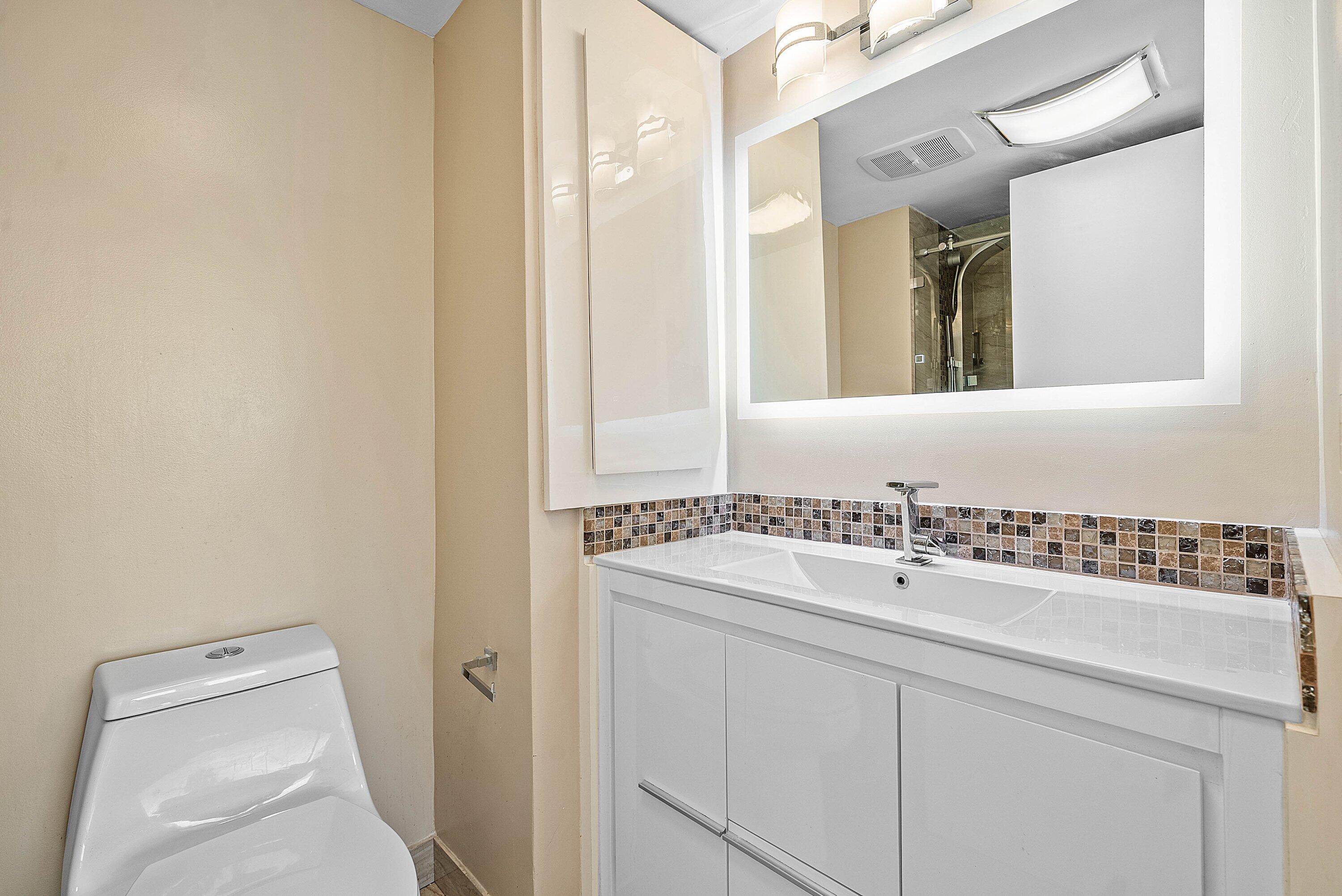 3301 S Ocean Boulevard 207