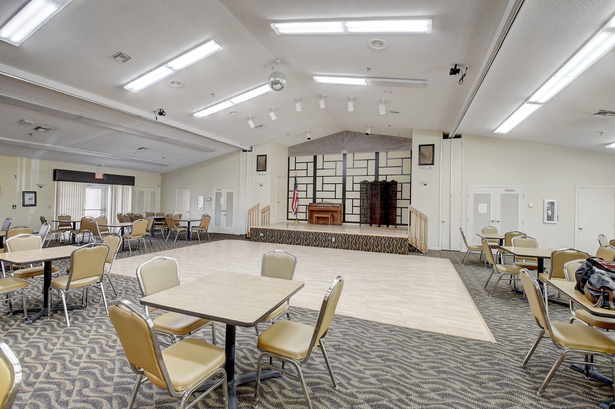 8350 Springlake Drive