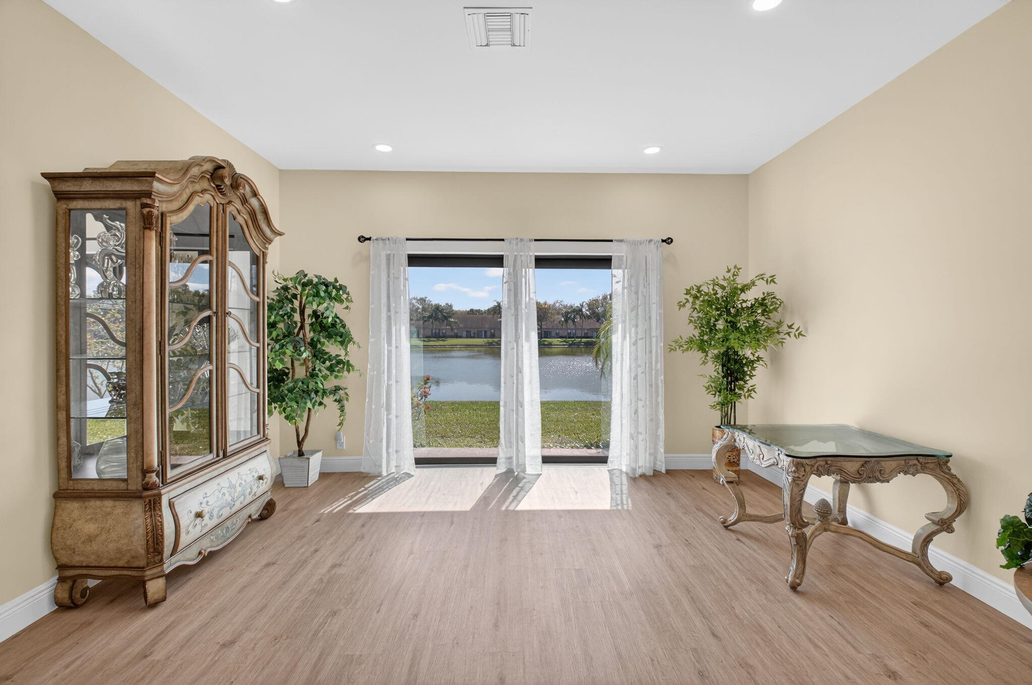 8350 Springlake Drive