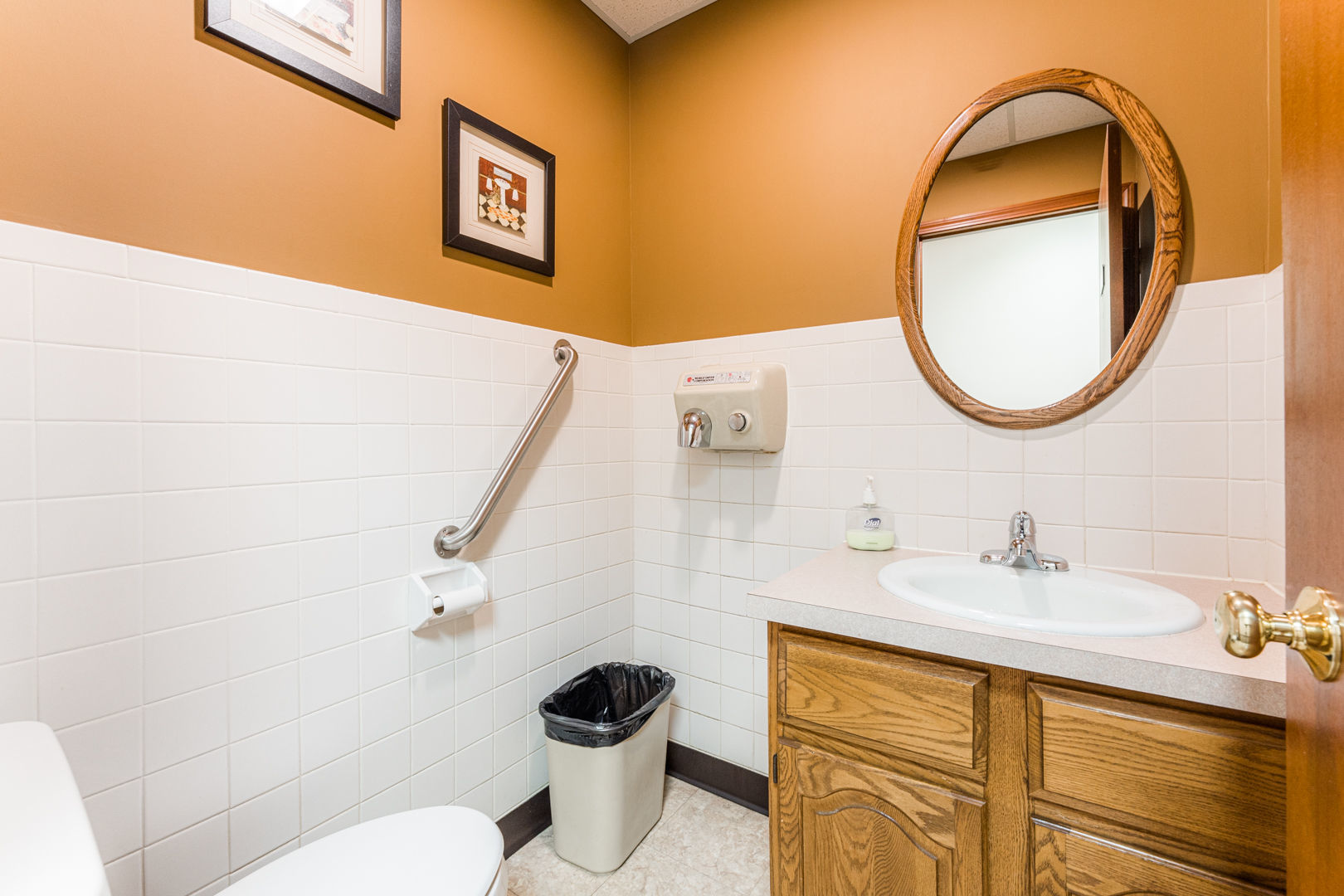 389 S Schmale Road Unit: 5