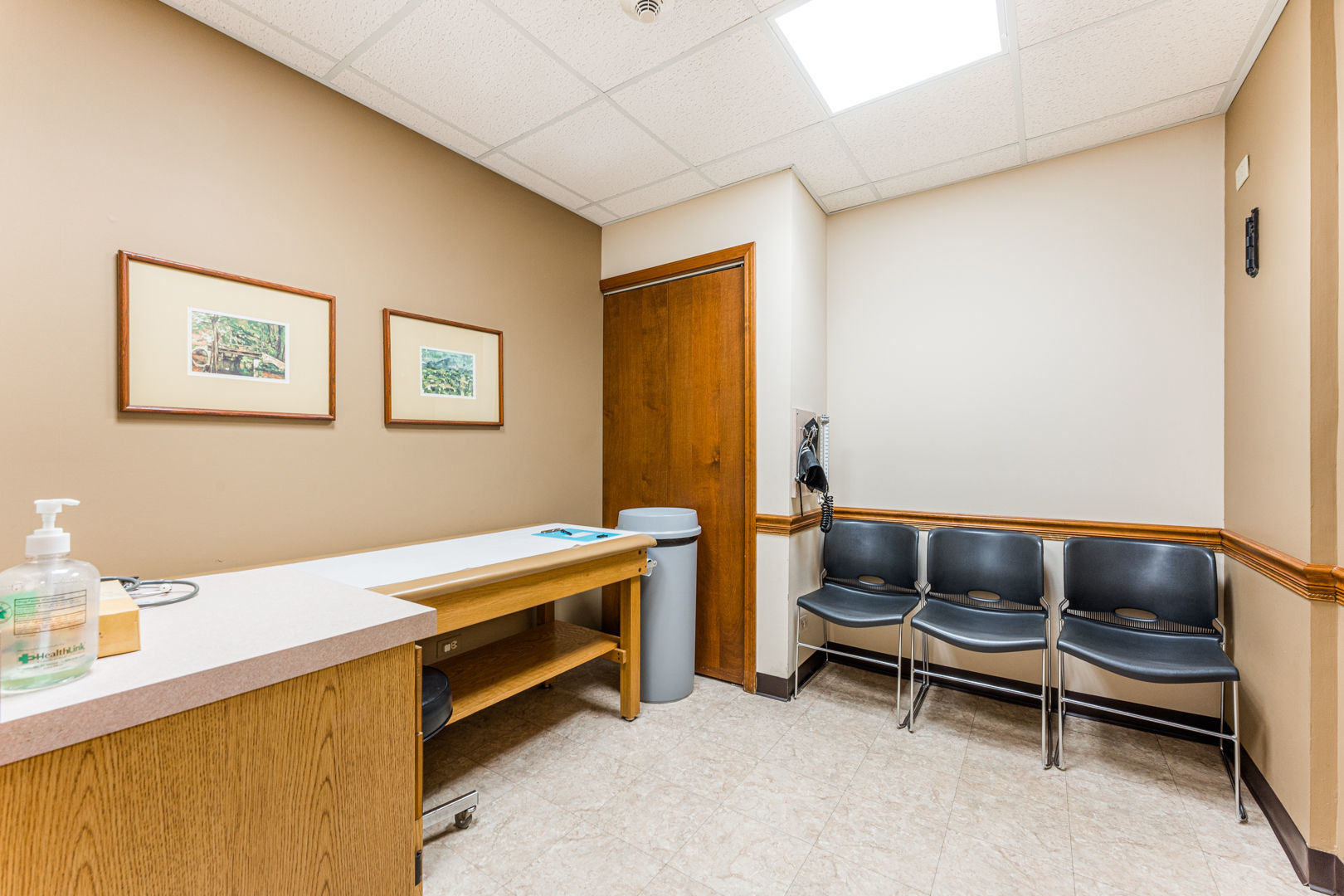 389 S Schmale Road Unit: 5