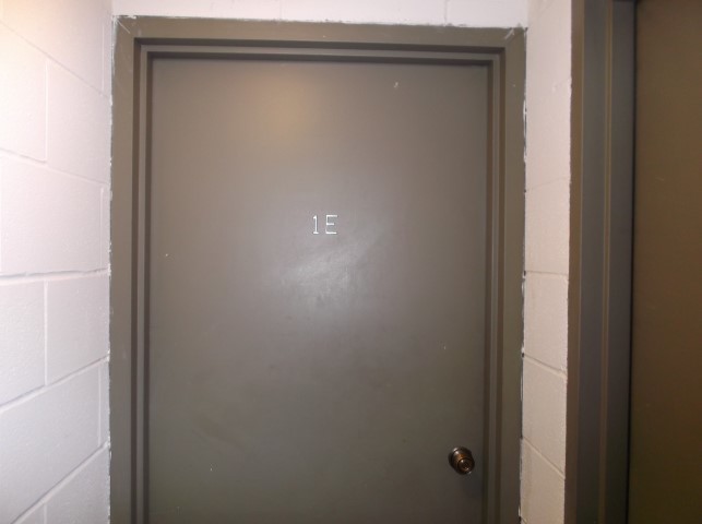 9637 S Keeler Avenue Unit: 1E