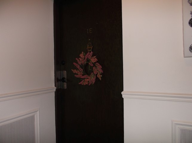 9637 S Keeler Avenue Unit: 1E