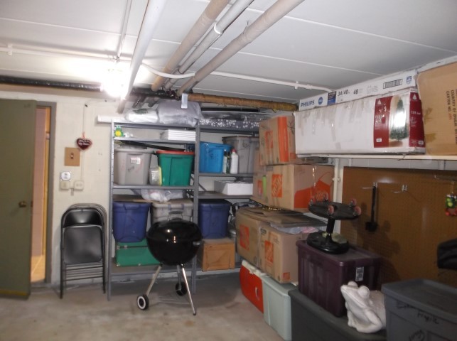 9637 S Keeler Avenue Unit: 1E