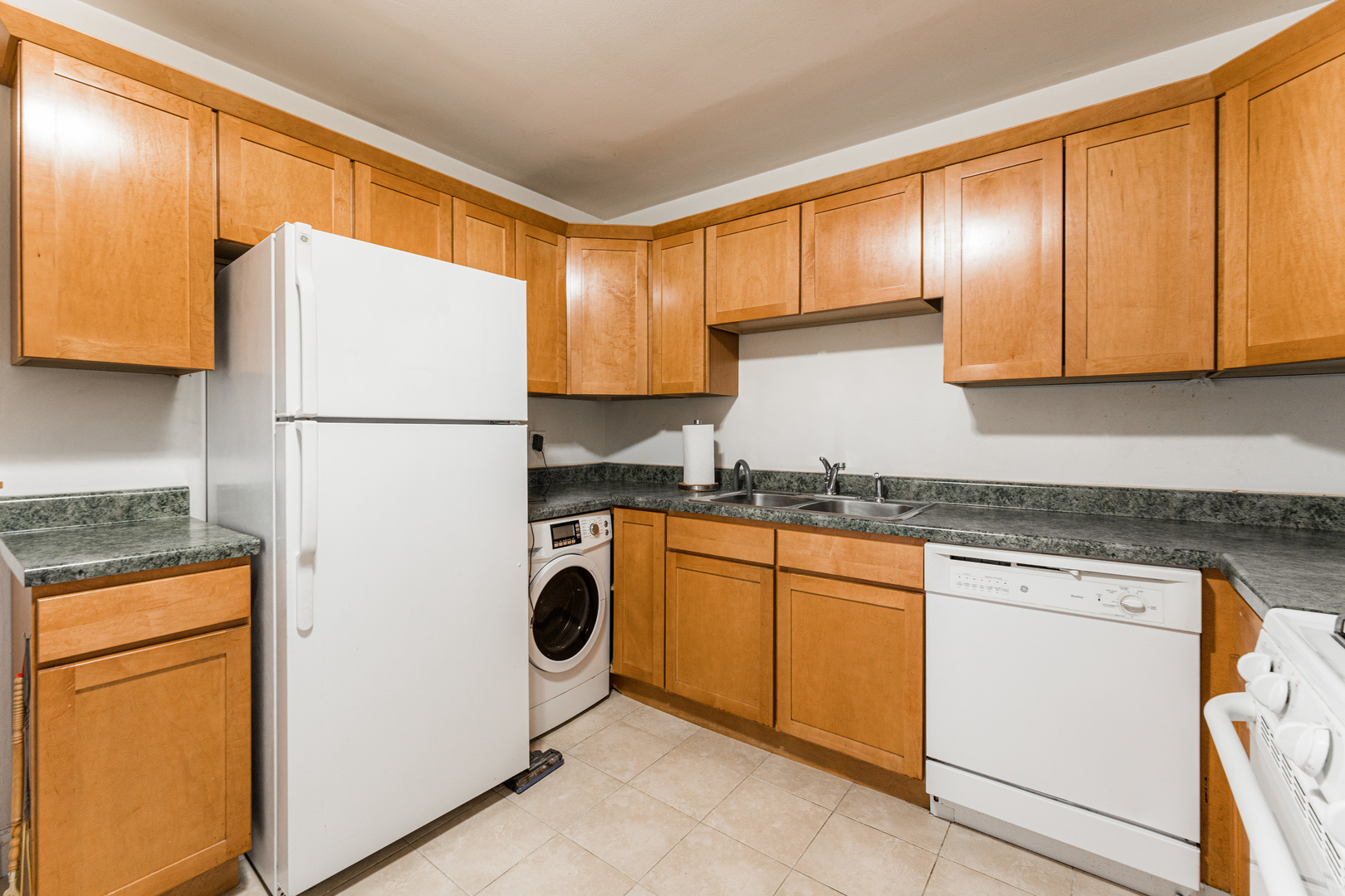 1113 Holiday Lane Unit: 19