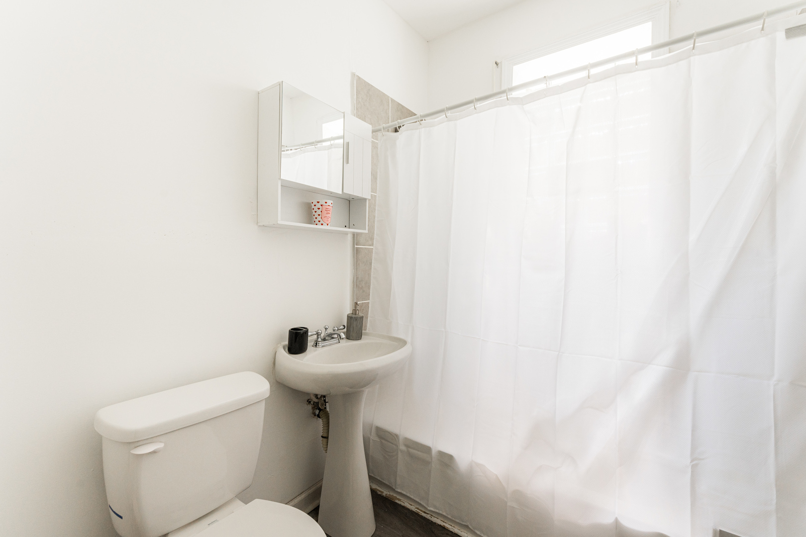 1427 N Ridgeway Avenue