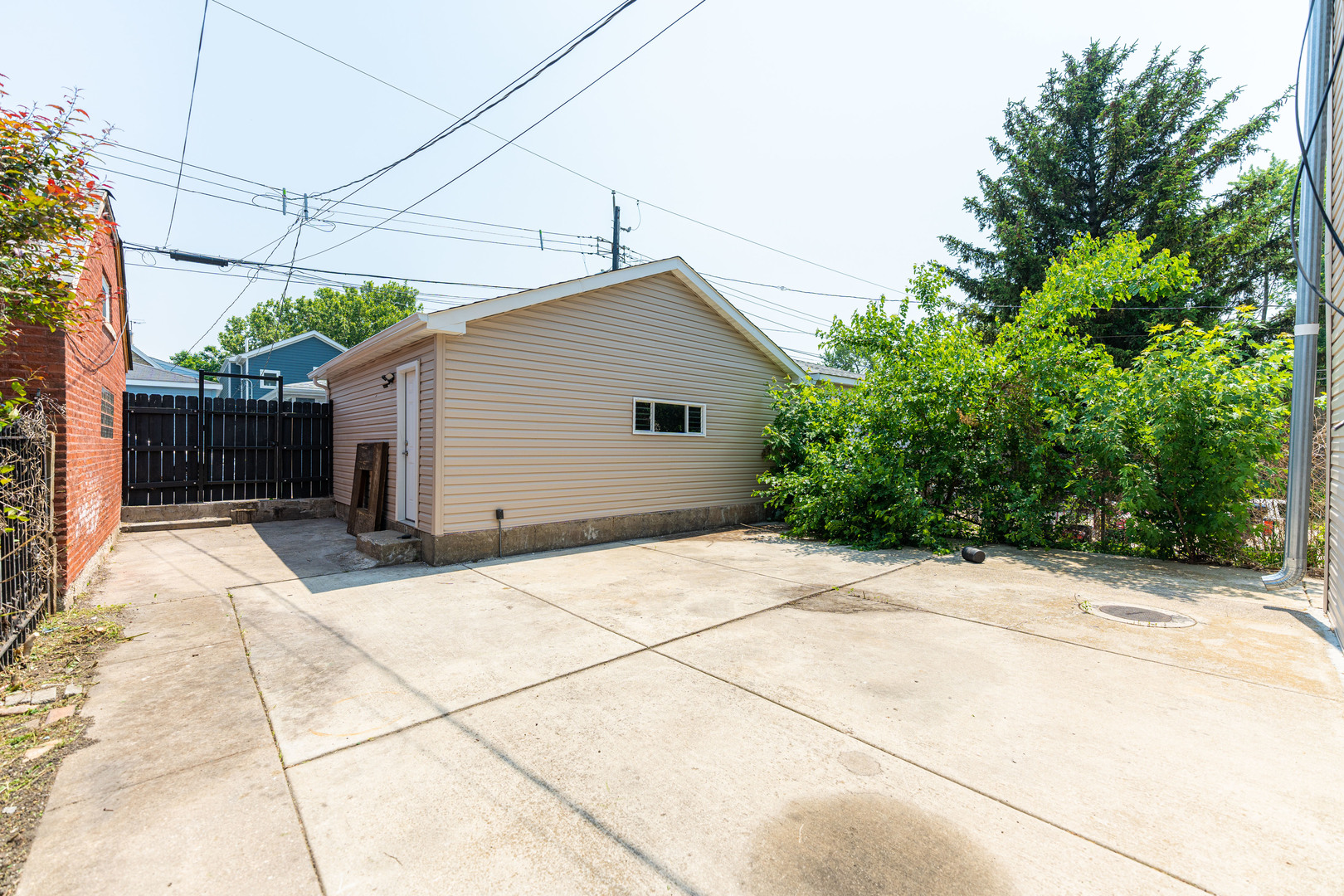 1427 N Ridgeway Avenue