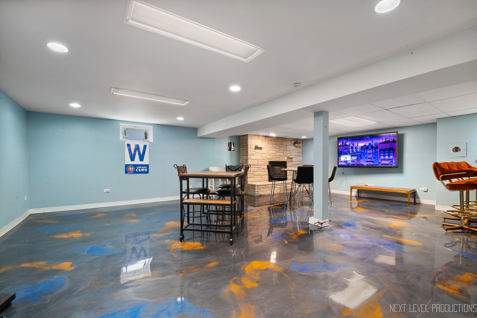 22816 Ridgeway Avenue