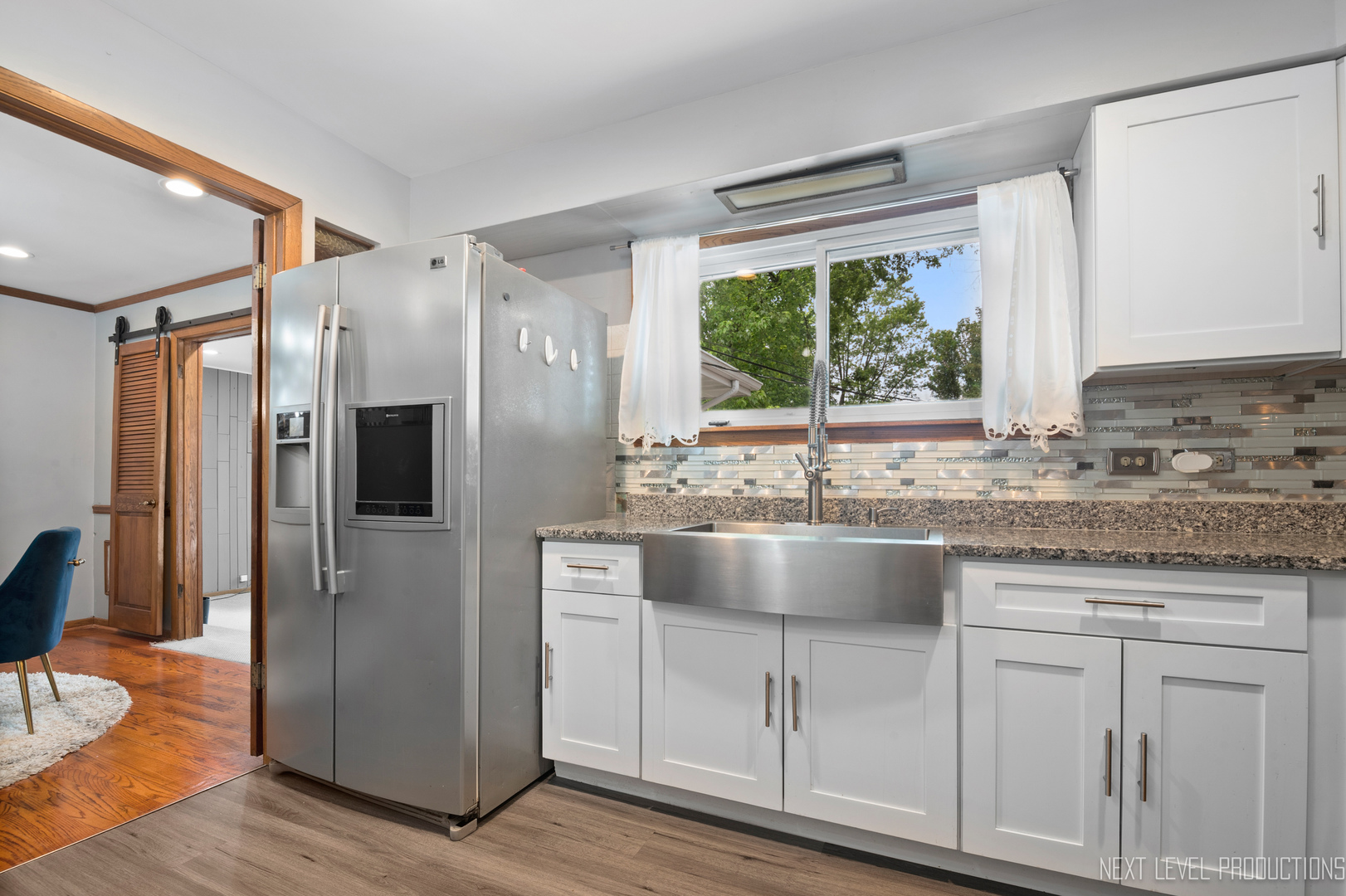 22816 Ridgeway Avenue