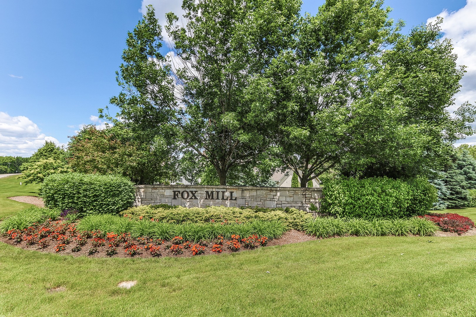 39W769 Henry David Thoreau Place