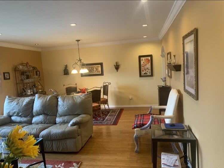 910 BEAU Drive Unit: 313