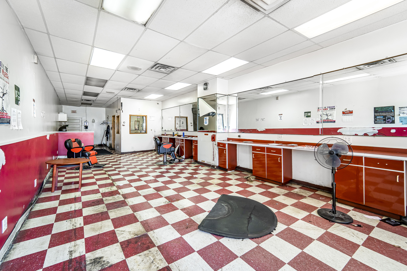 1204 N Laramie Avenue