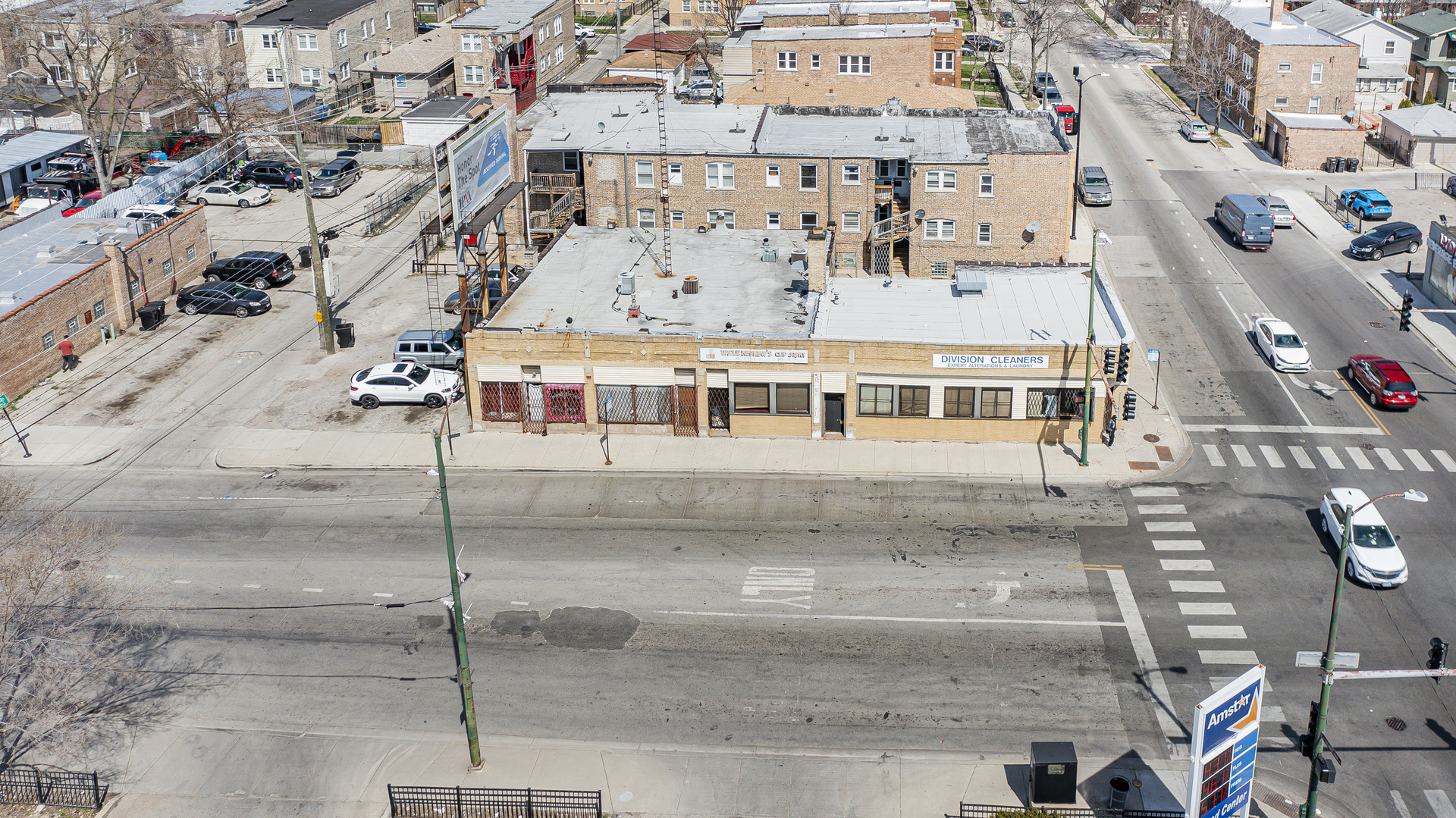 1204 N Laramie Avenue