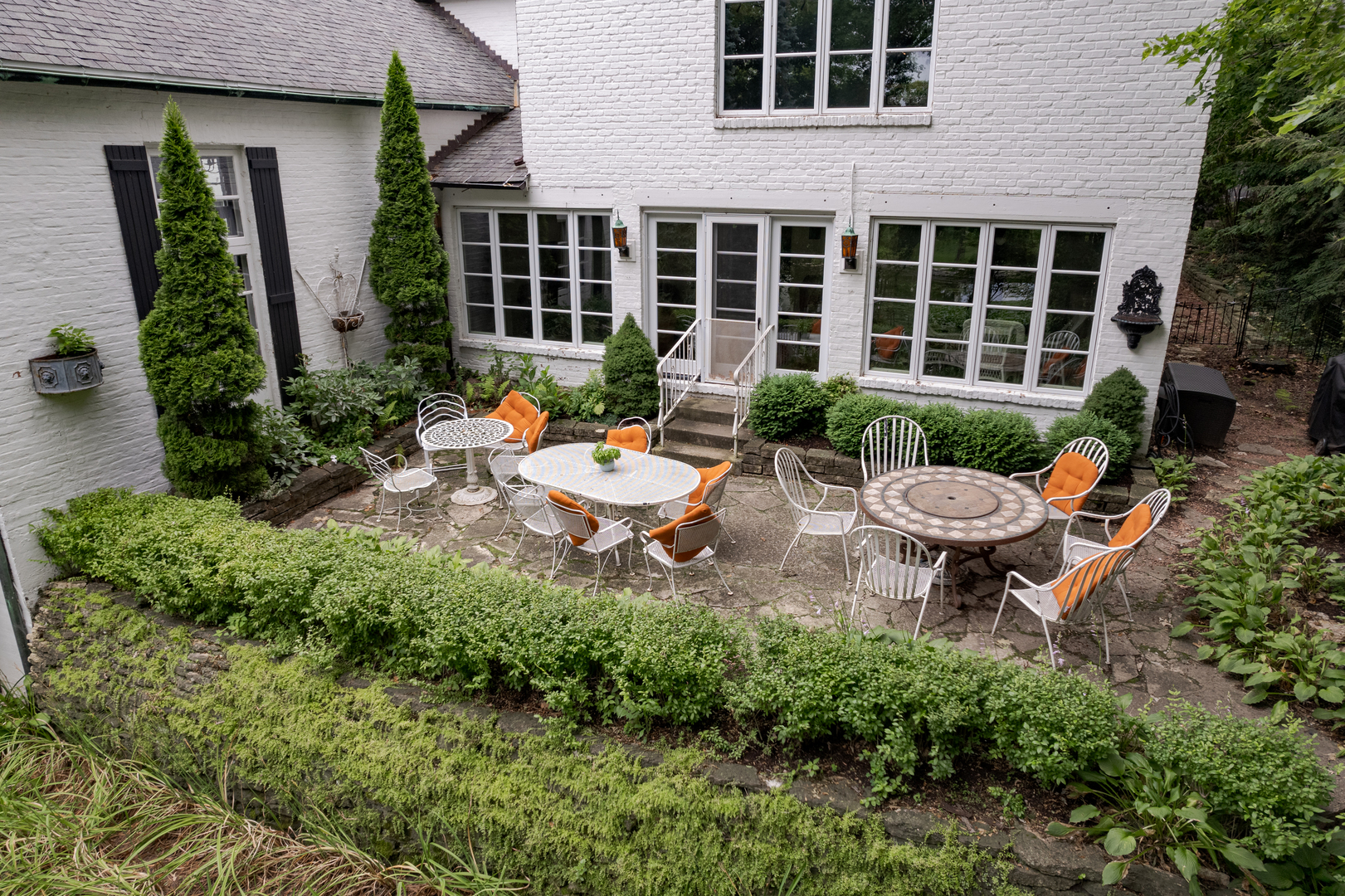 132 S Bennett Street