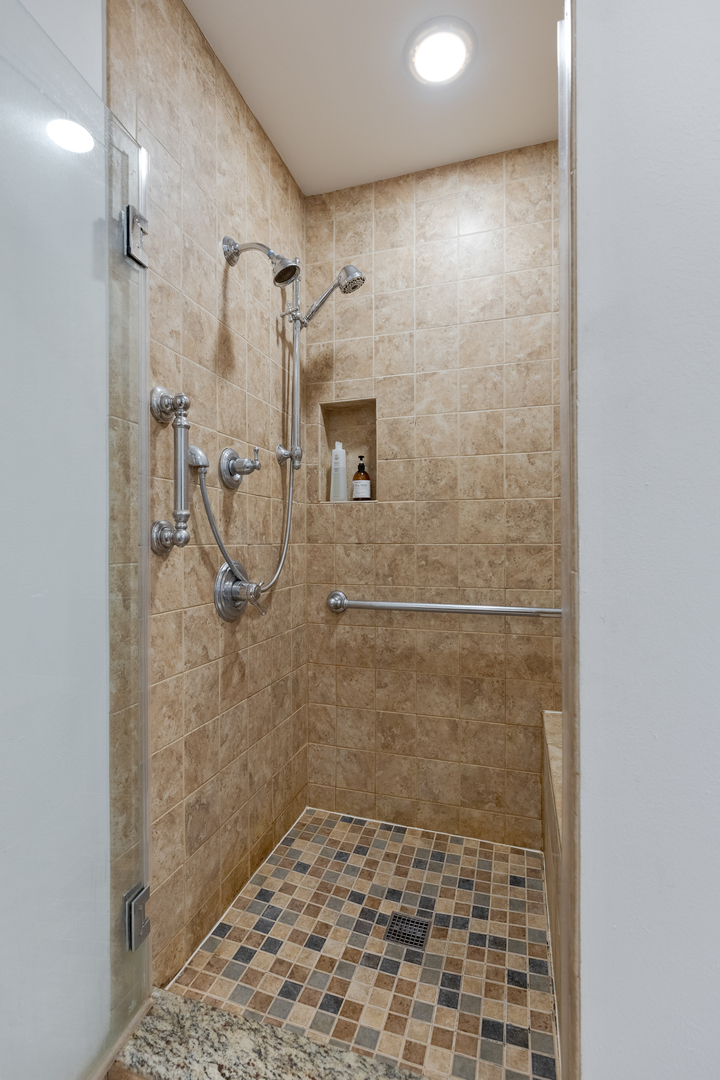 132 S Bennett Street