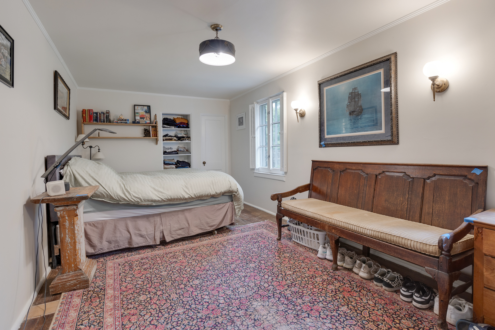 132 S Bennett Street