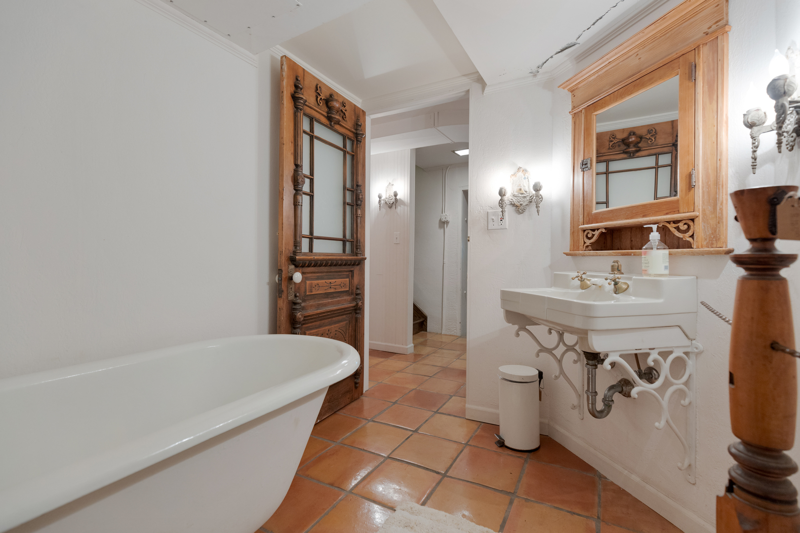 132 S Bennett Street