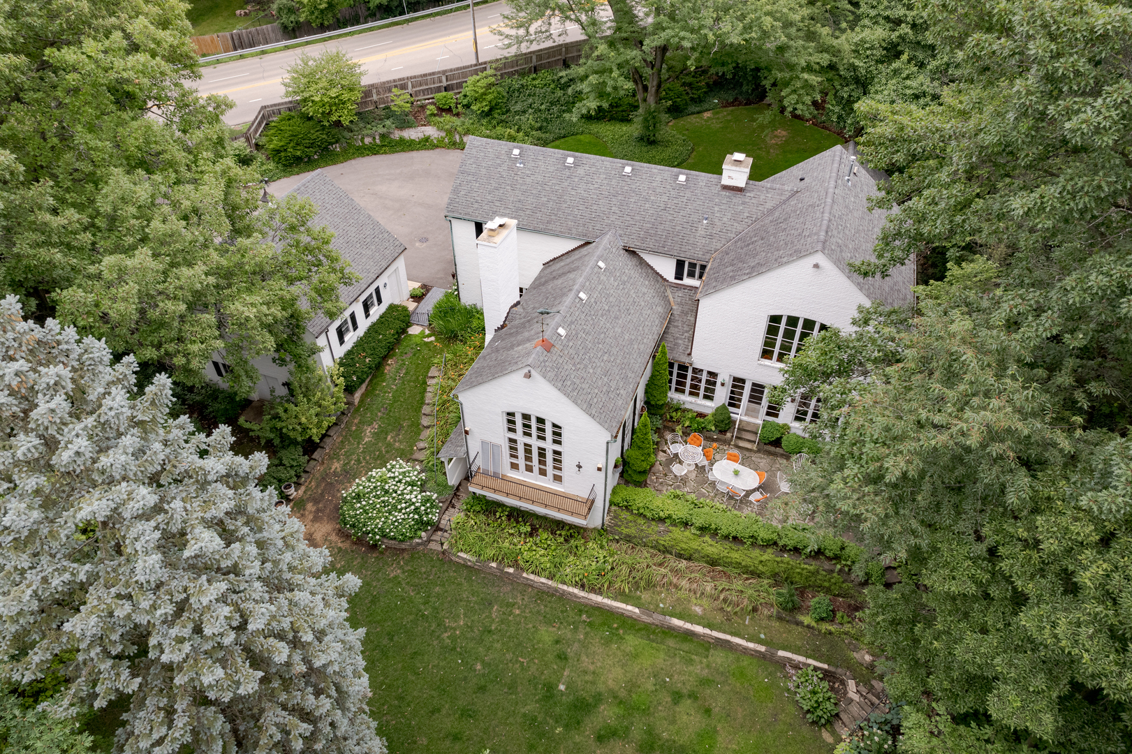 132 S Bennett Street