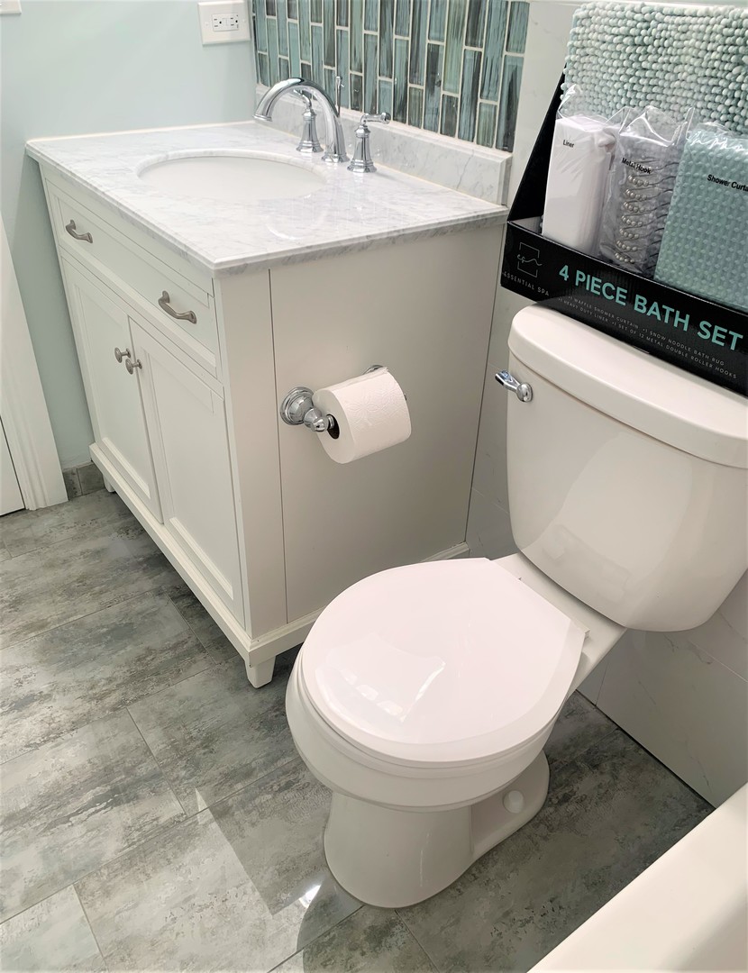 5001 Carriageway Drive Unit: A212