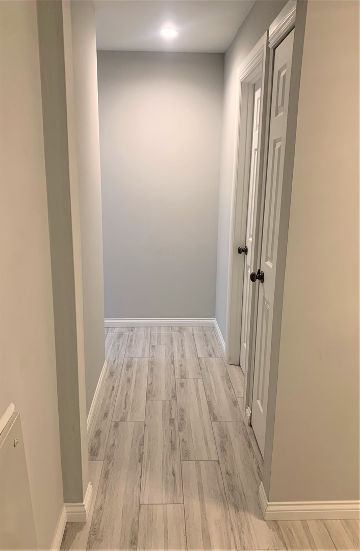 5001 Carriageway Drive Unit: A212