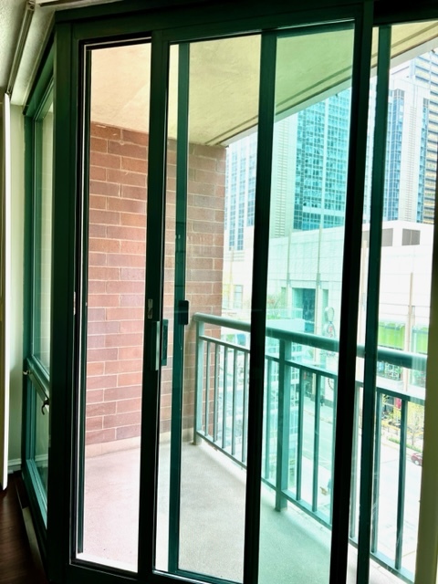 480 N McClurg Court Unit: 916