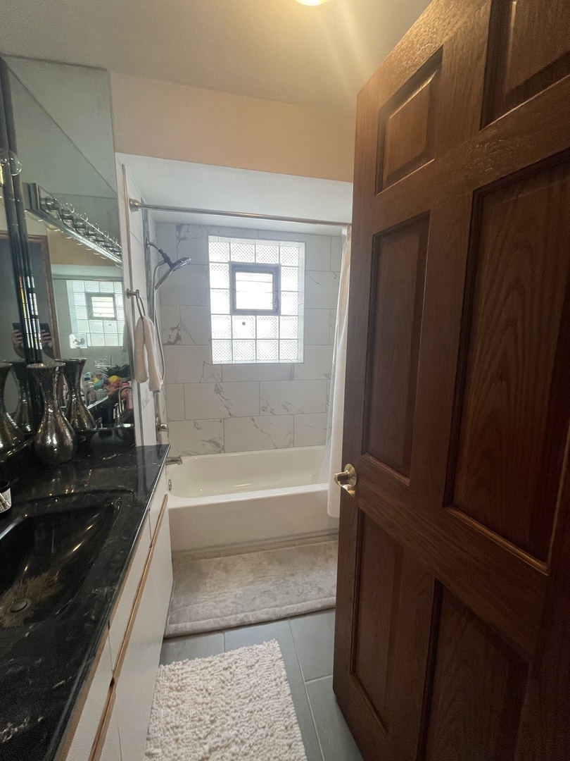 7255 W Leland Avenue