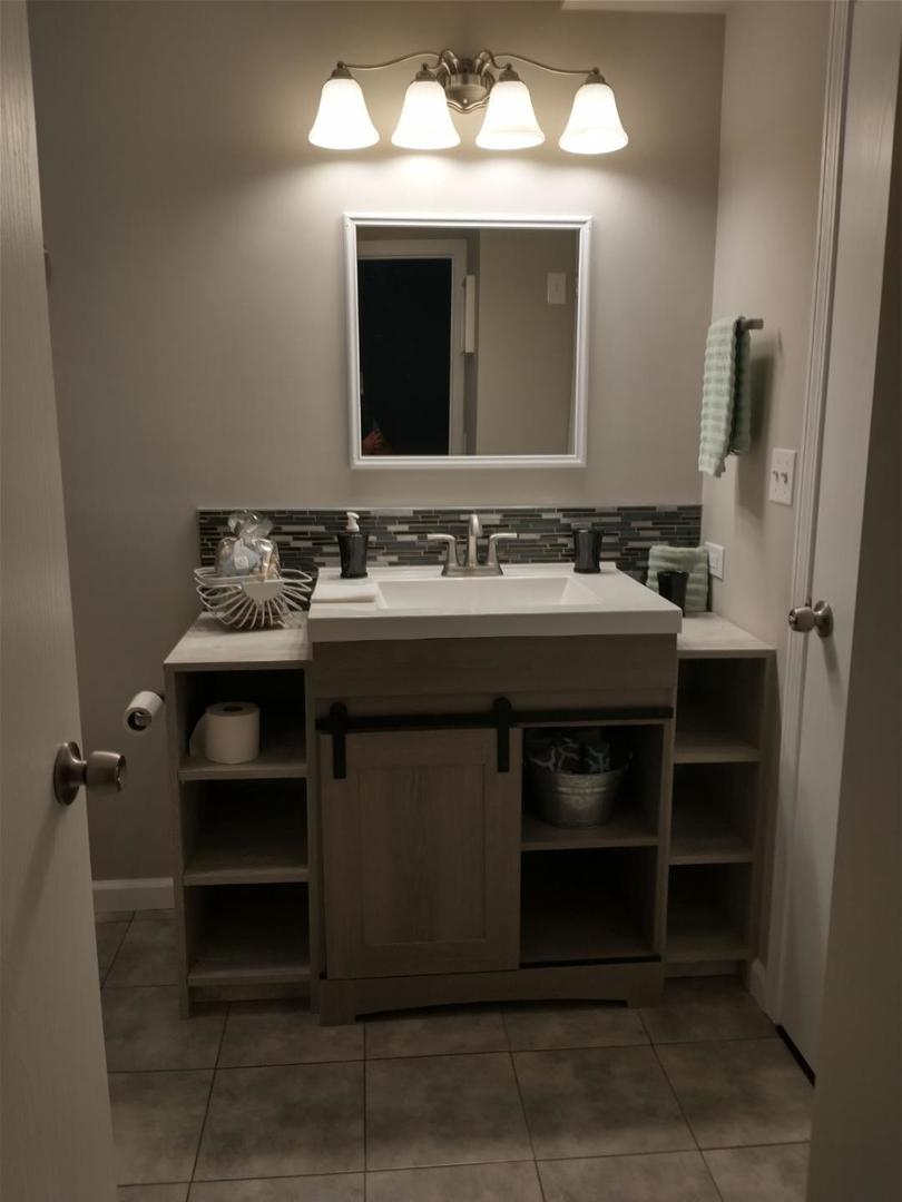 319 E Victoria Circle Unit: 319