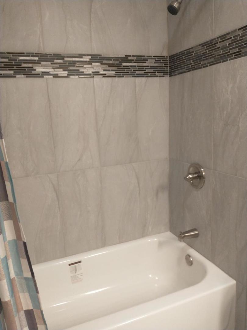 319 E Victoria Circle Unit: 319