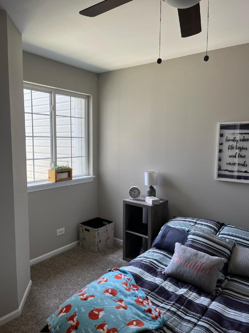 319 E Victoria Circle Unit: 319