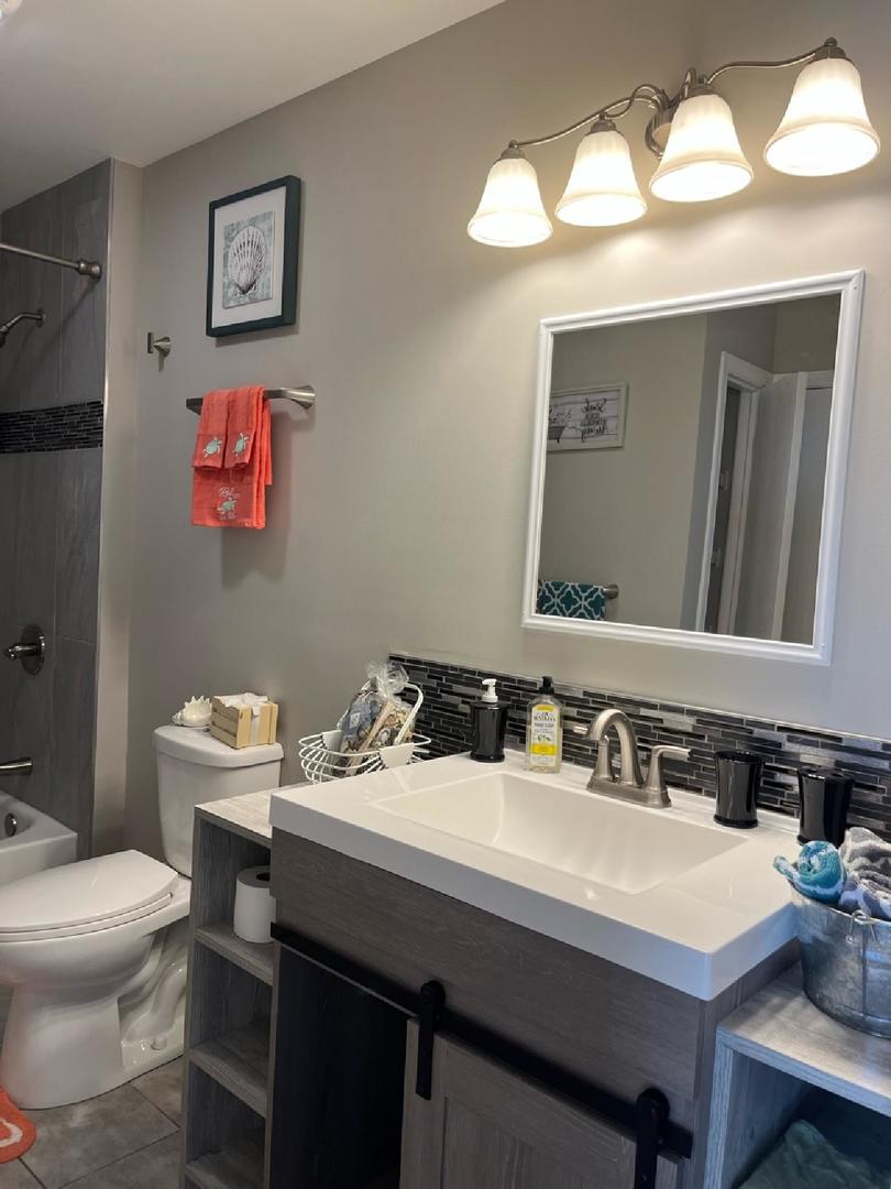 319 E Victoria Circle Unit: 319