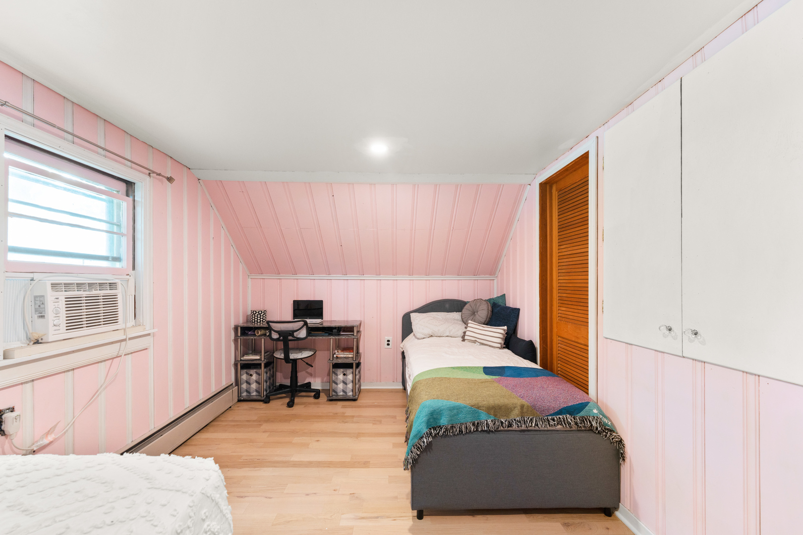 815 W Fabyan Parkway