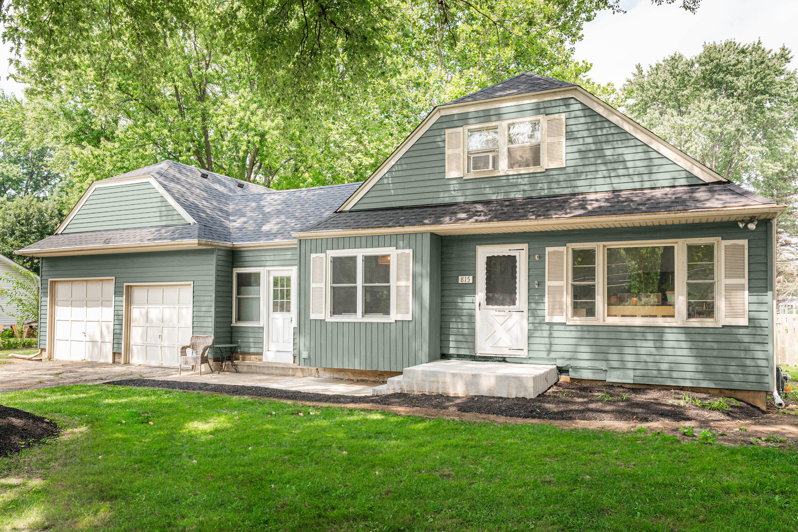 815 W Fabyan Parkway