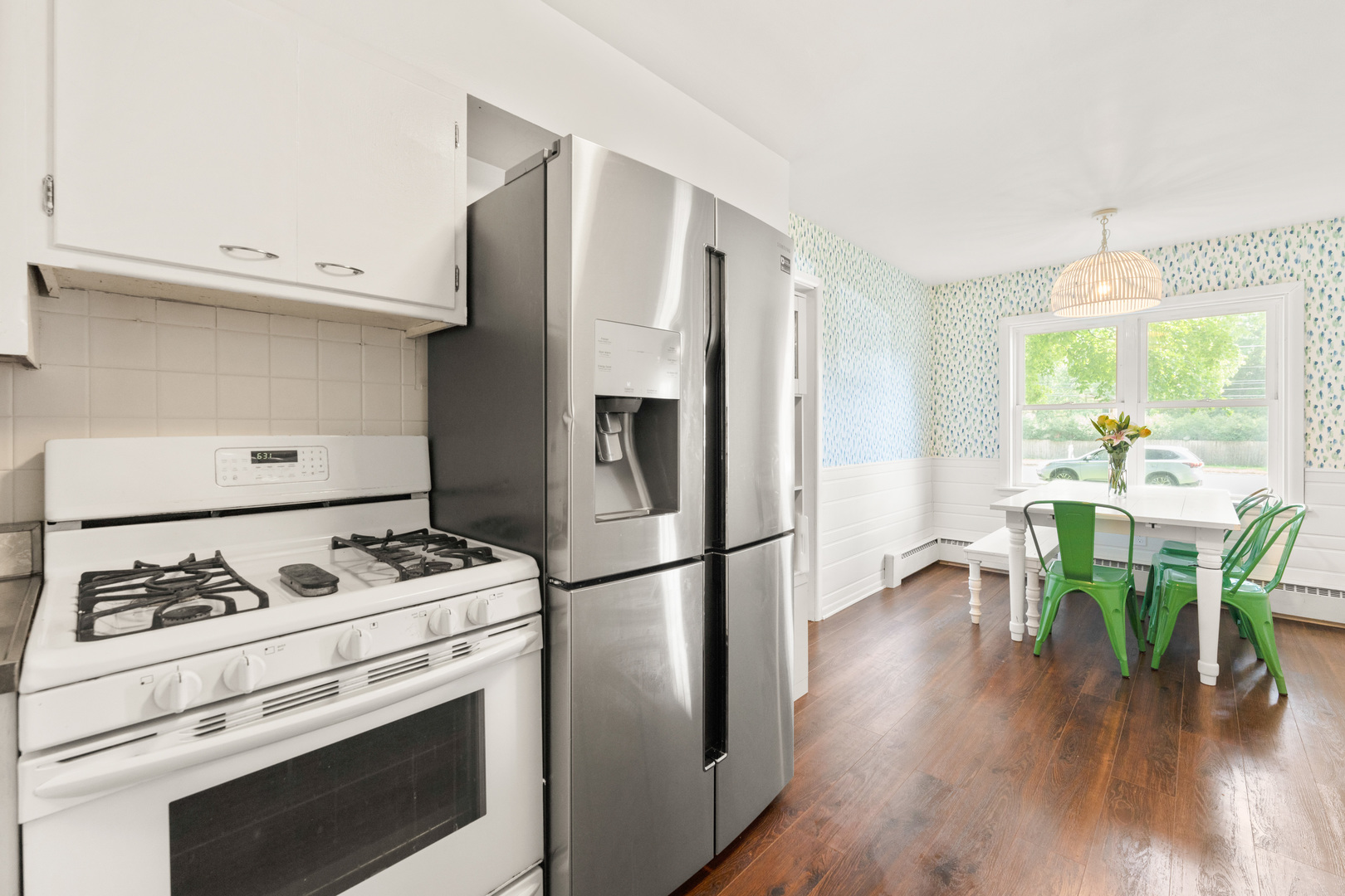 815 W Fabyan Parkway