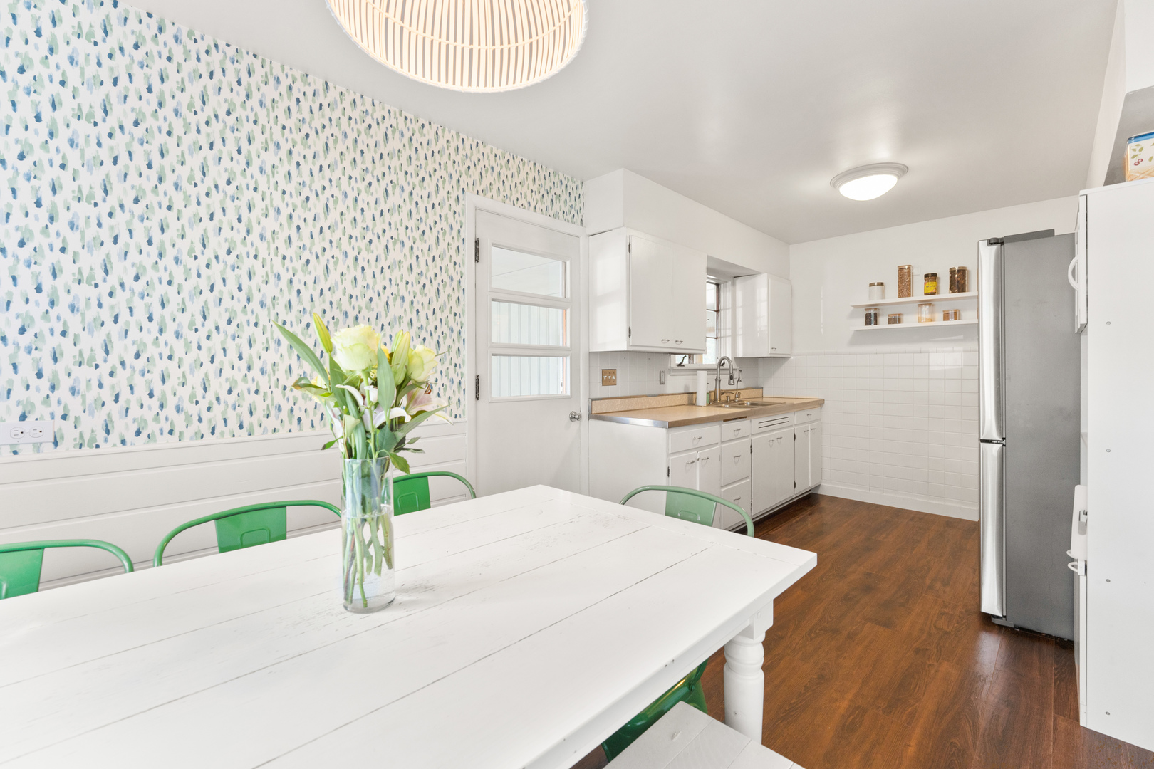 815 W Fabyan Parkway