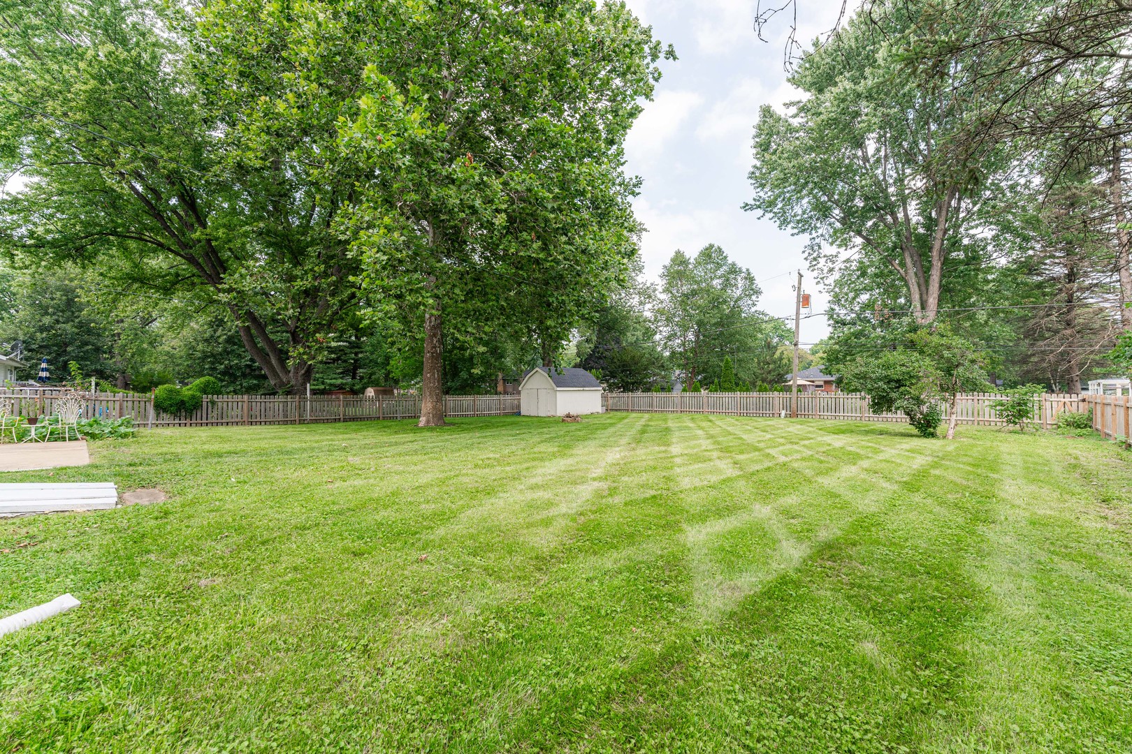 815 W Fabyan Parkway