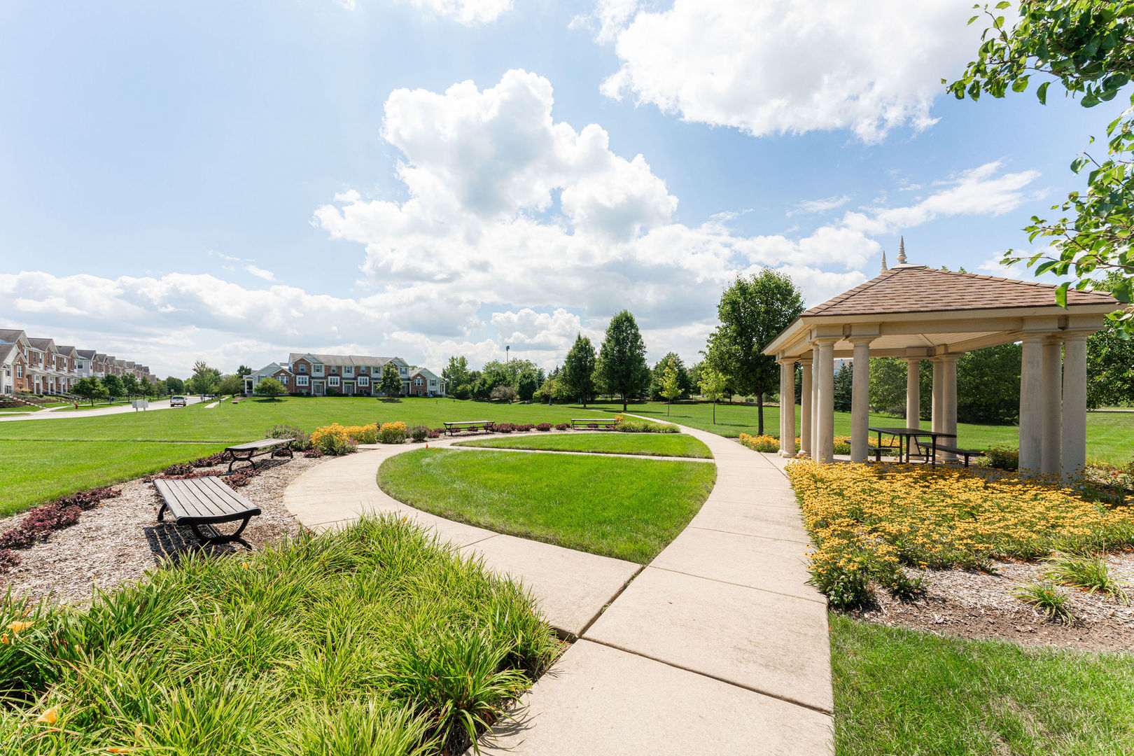 2800 Neubauer Circle