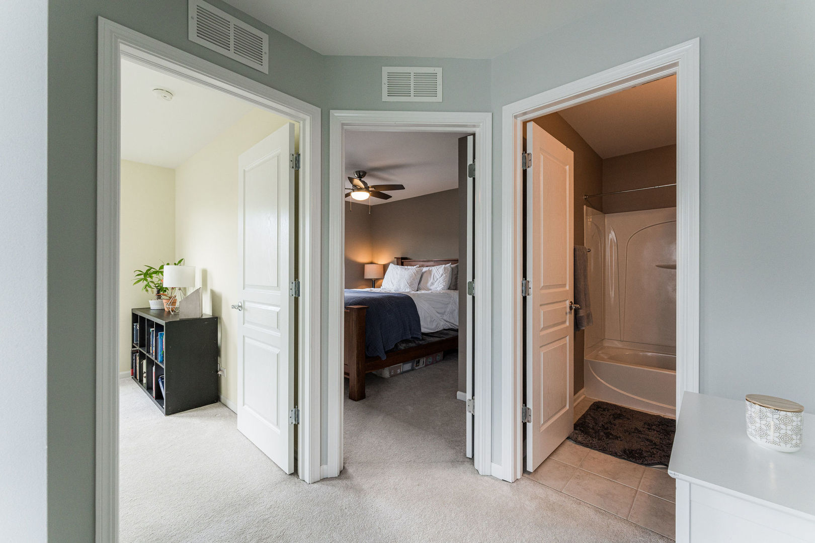 2800 Neubauer Circle