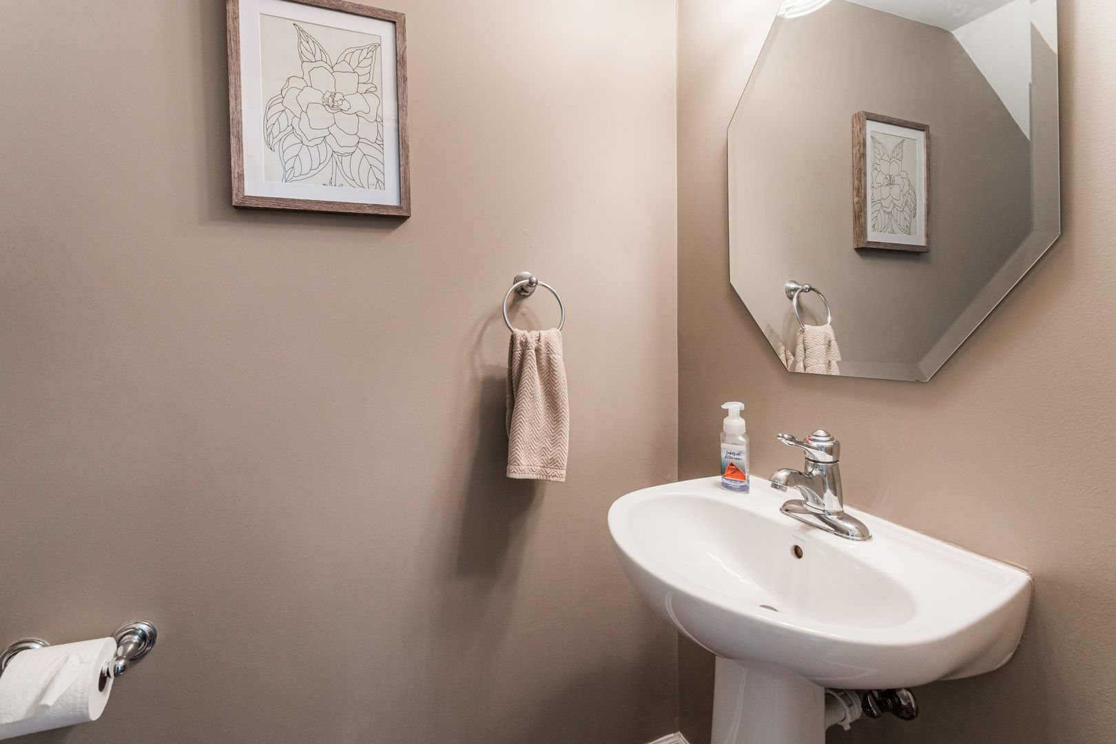 2800 Neubauer Circle