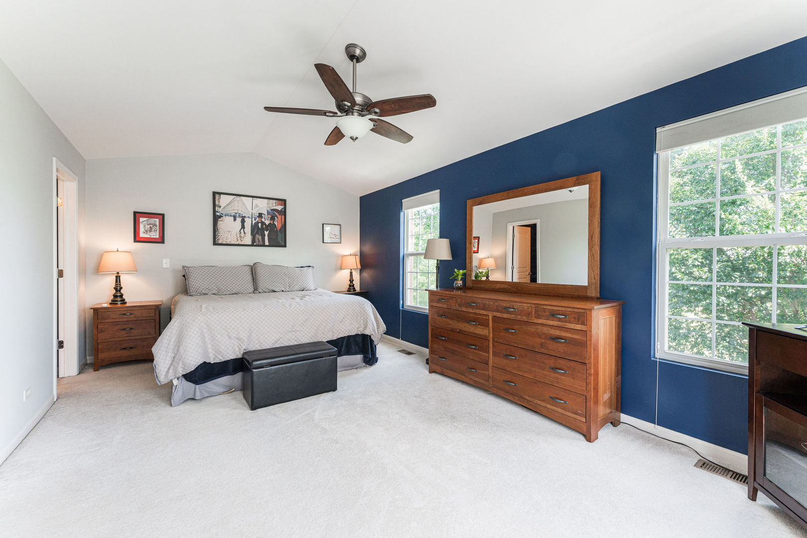 2800 Neubauer Circle