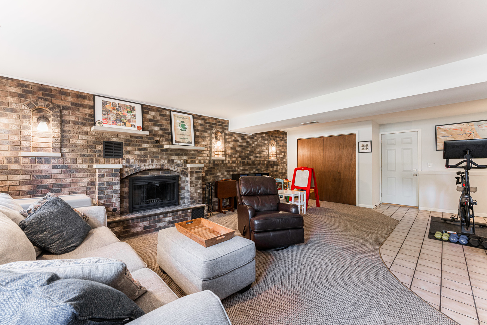 1609 Jeanette Avenue