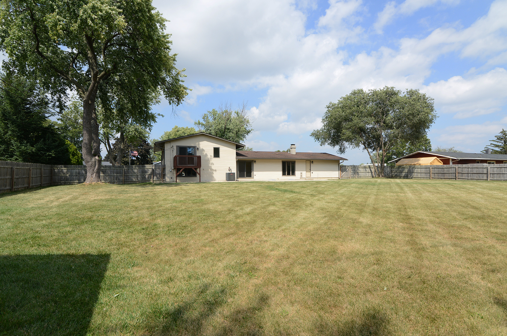 20W461 Diversey Avenue