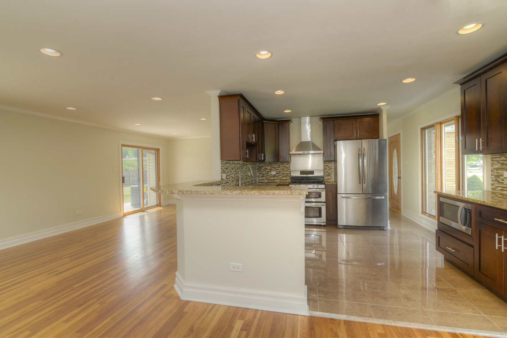 20W461 Diversey Avenue