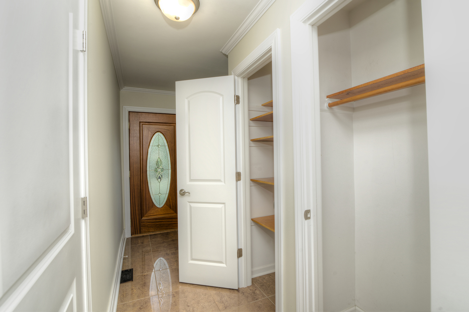 20W461 Diversey Avenue