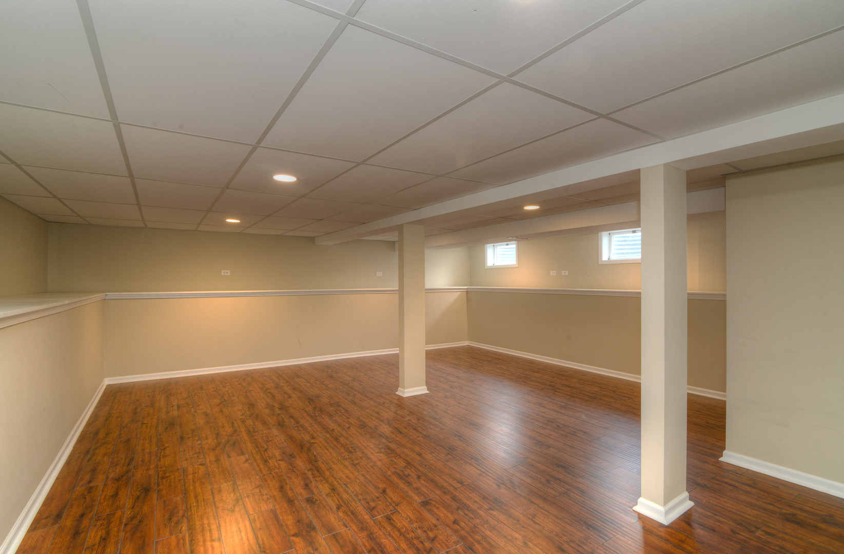 20W461 Diversey Avenue