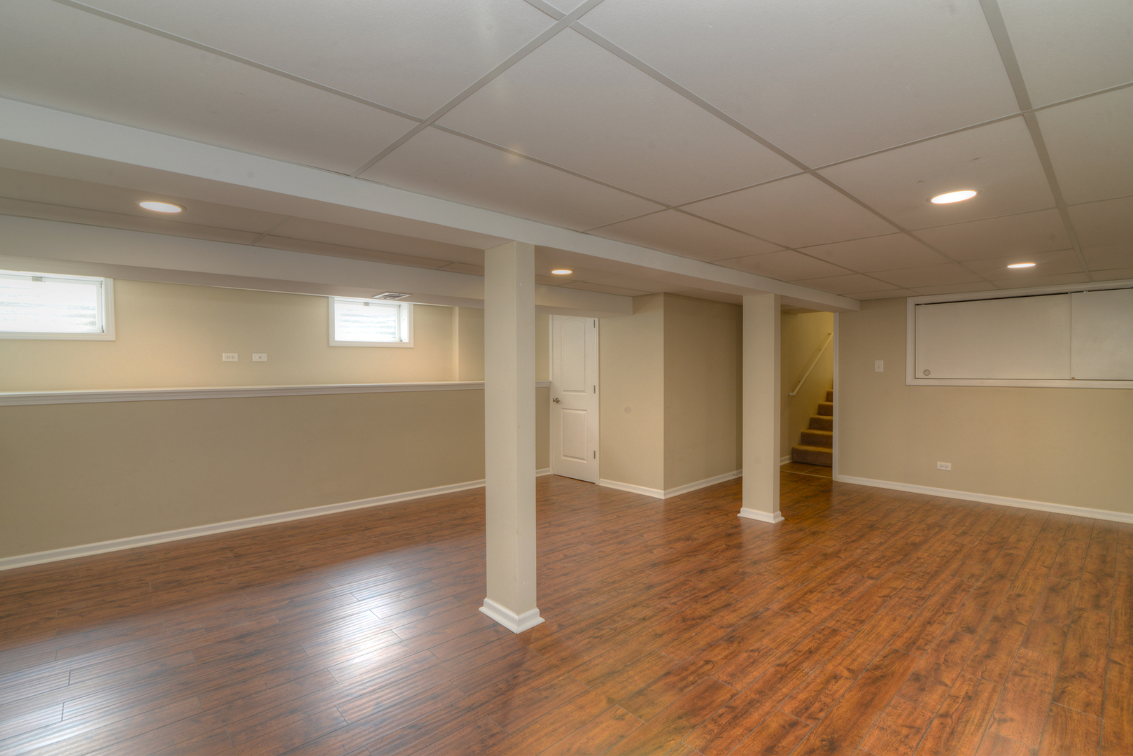 20W461 Diversey Avenue