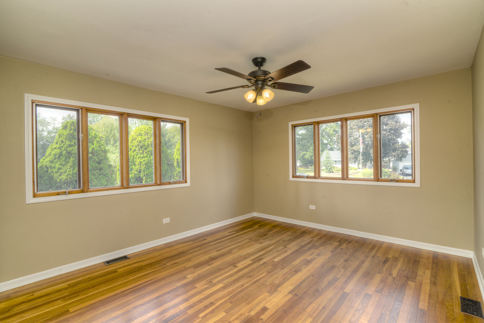 20W461 Diversey Avenue