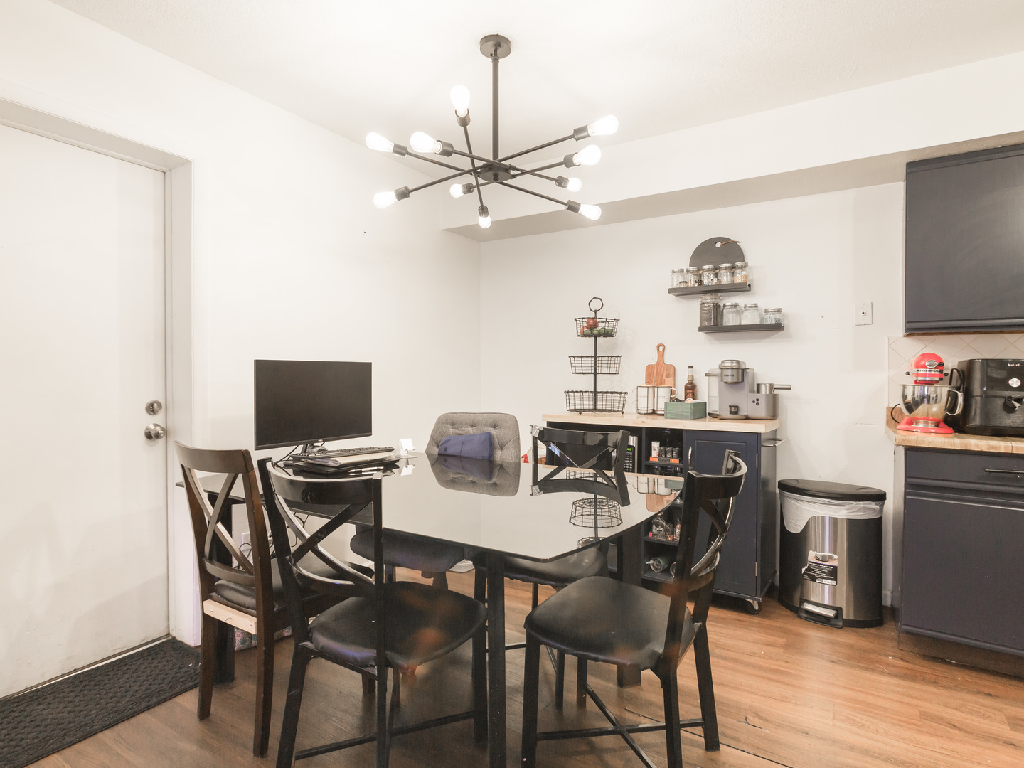 1308 kingsbury Drive Unit: C