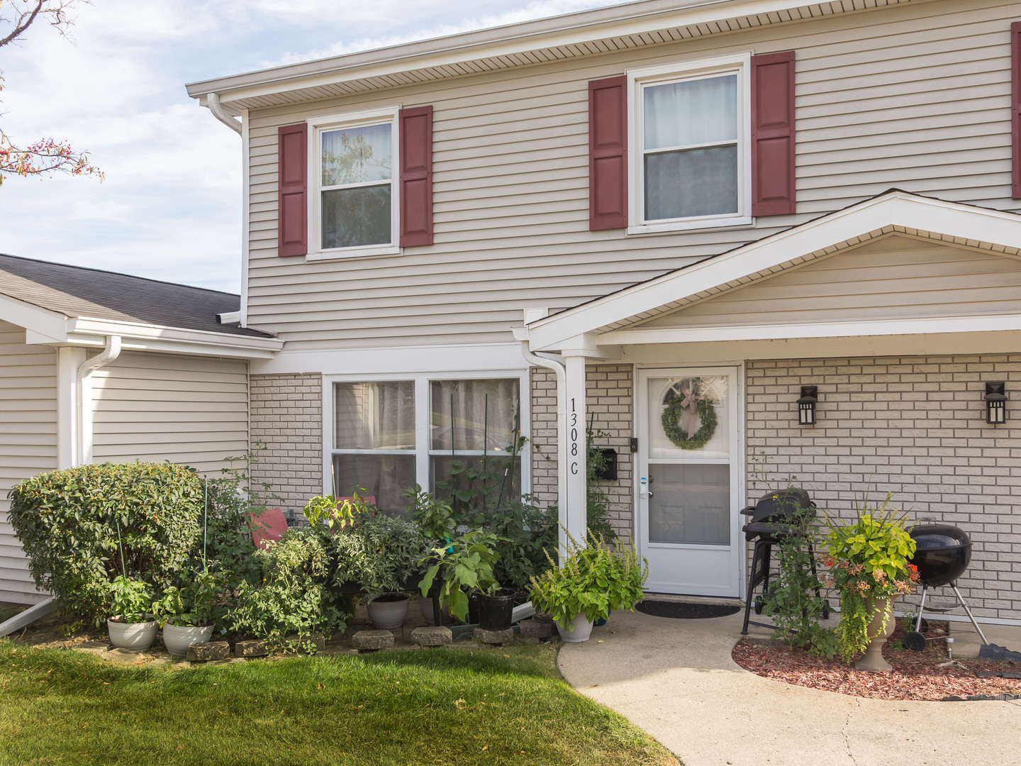 1308 kingsbury Drive Unit: C